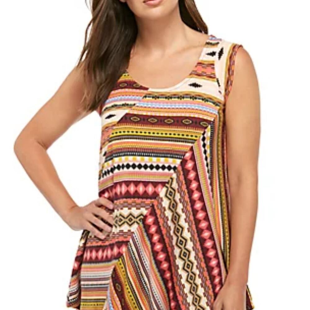 New Directions Striped Sharkbite Hem Top NWT